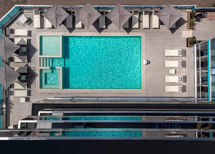 Aqua Hotel